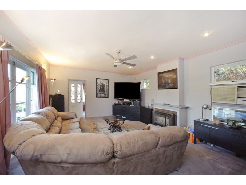 25 Mc Allan Avenue, Seaton SA 5023