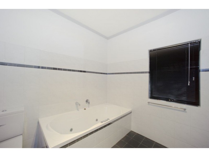 25 Mc Allan Avenue, Seaton SA 5023