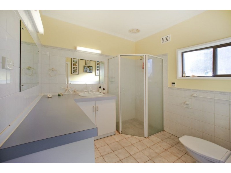 25 Mc Allan Avenue, Seaton SA 5023