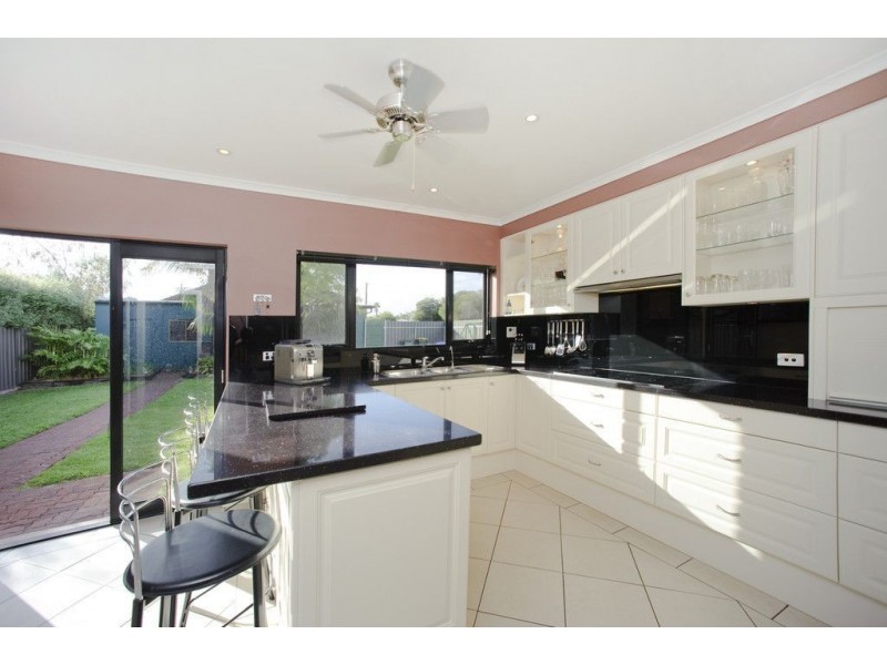 25 Mc Allan Avenue, Seaton SA 5023