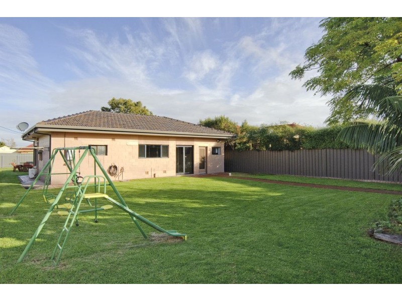 25 Mc Allan Avenue, Seaton SA 5023