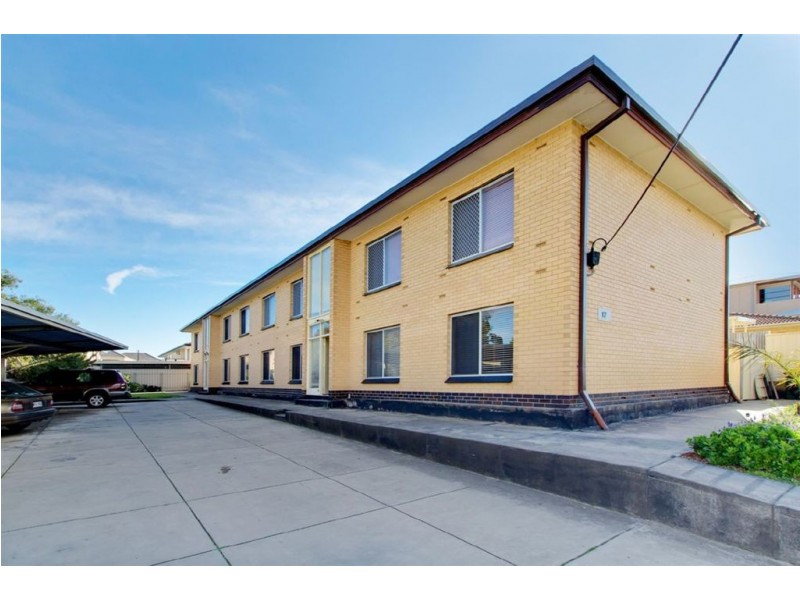 1/17 Clegowrie Street, West Beach SA 5024