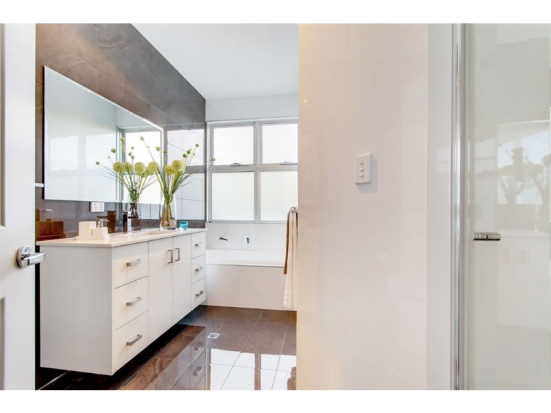 56 Riverside Drive, Fulham SA 5024