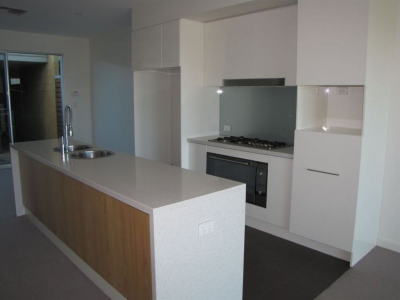 16 Tarni Court, New Port SA 5015