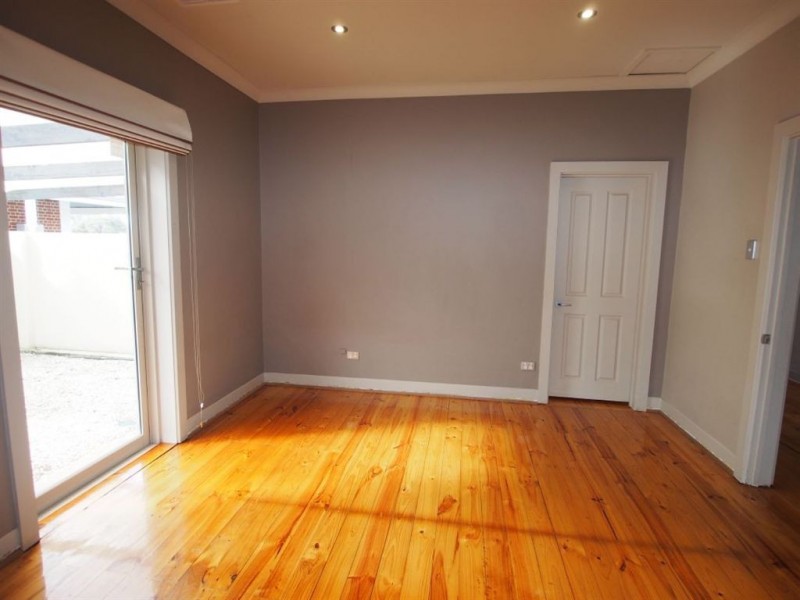 467 Military Road, Largs Bay SA 5016