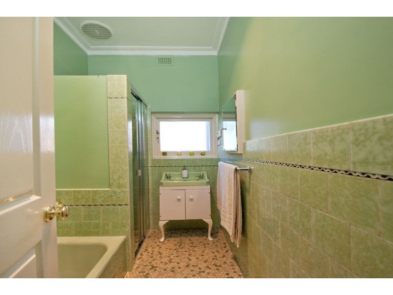 26 Glen Eira Street, Woodville South SA 5011