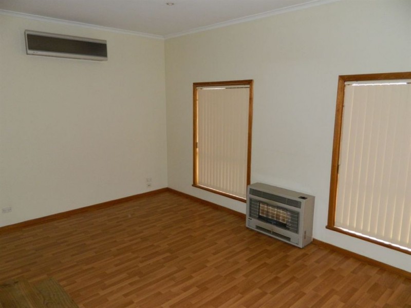 10 Dundee Road, Modbury SA 5092
