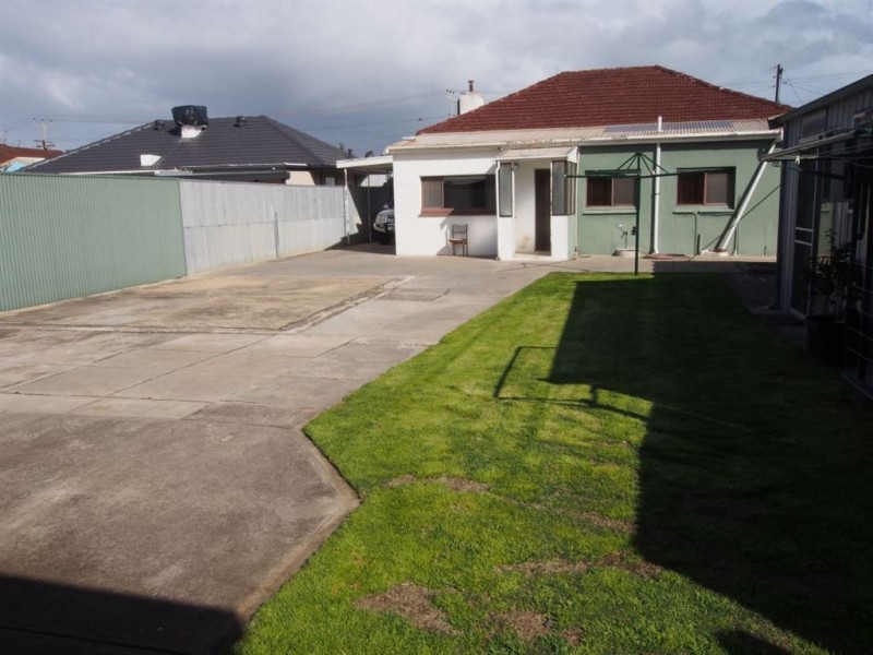 19 Third Avenue, Semaphore Park SA 5019