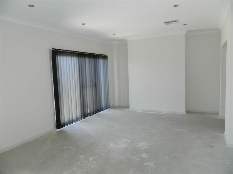 27 Saint Clair Avenue, Woodville SA 5011