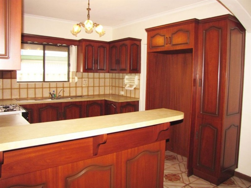 12 Harcourt Street, Mansfield Park SA 5012