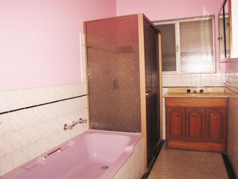 12 Harcourt Street, Mansfield Park SA 5012