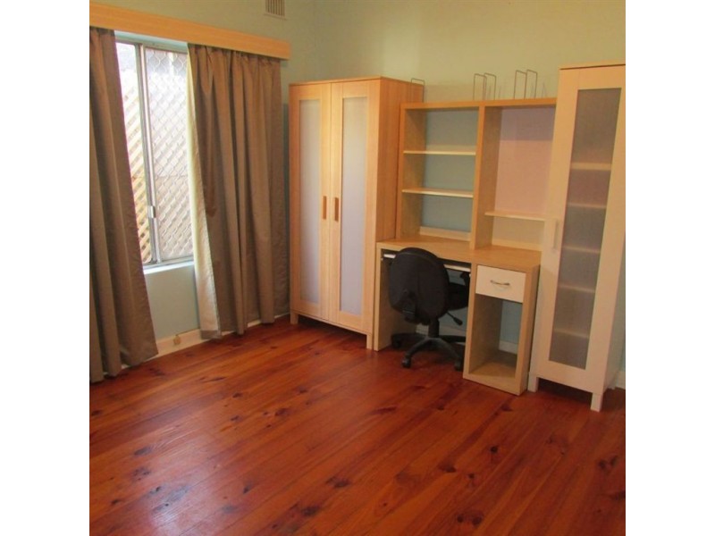 80 Russell Street, Rosewater SA 5013