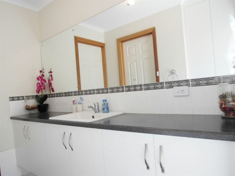 6 Clare Street, Athol Park SA 5012