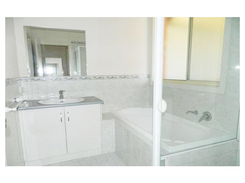 2/216 Diment Road, Burton SA 5110