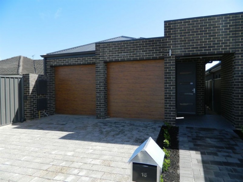 8 Bernard Street, Findon SA 5023