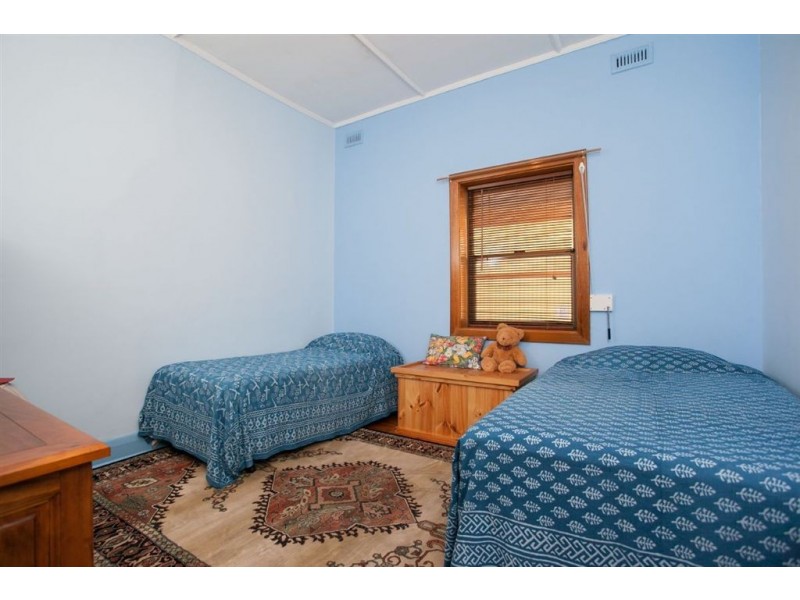 28 Olveston Avenue, Beverley SA 5009