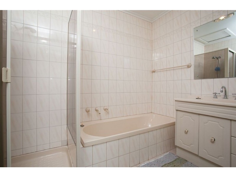 28 Olveston Avenue, Beverley SA 5009