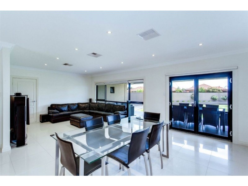 1 Hill Street, Woodville South SA 5011