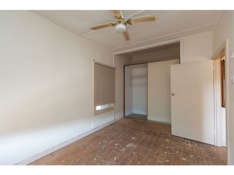 15 Griffiths Drive, Moana SA 5169