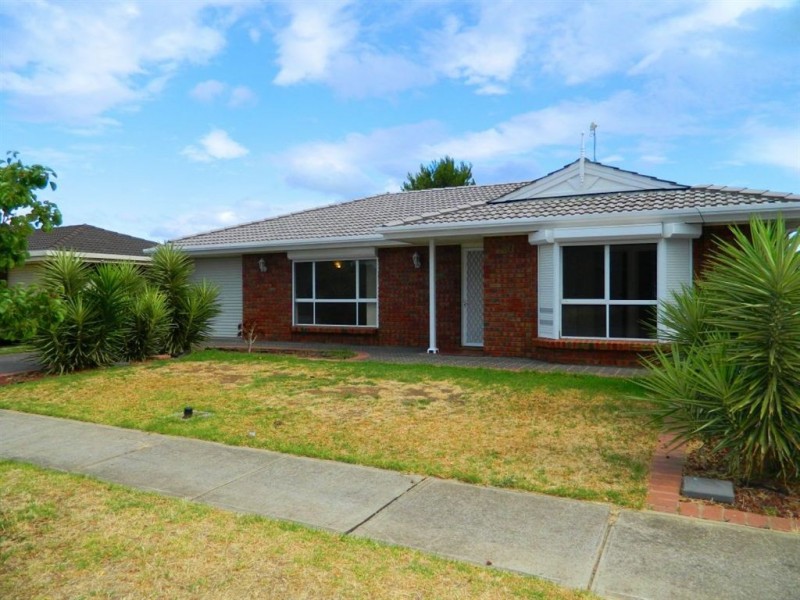 20 Torrens Crescent, Pennington SA 5013