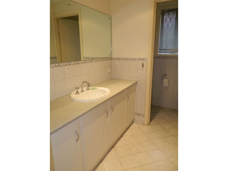 20 Torrens Crescent, Pennington SA 5013