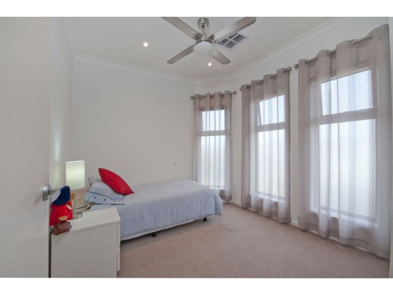 1/98 Bower, Semaphore Park SA 5019