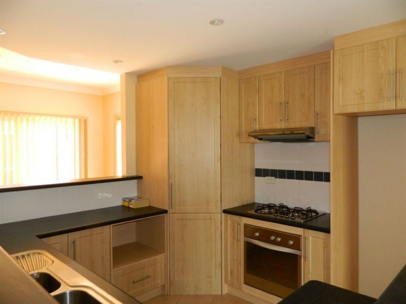 16 Dee Street, Woodville South SA 5011