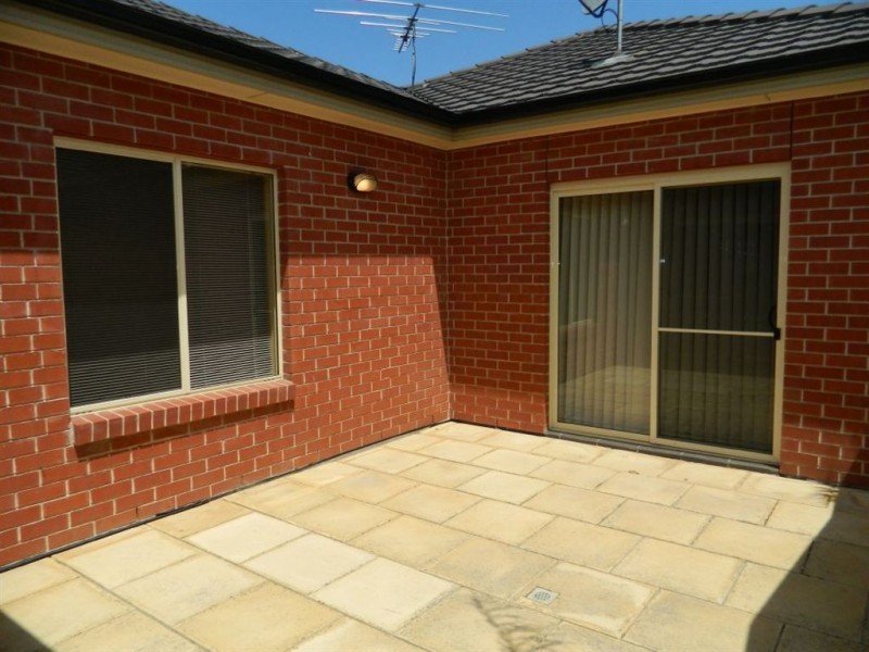 16 Dee Street, Woodville South SA 5011