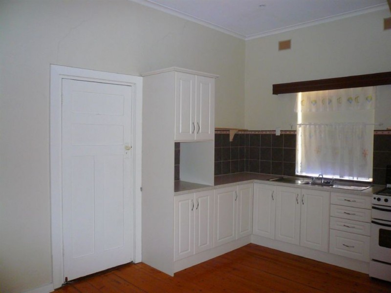 10 Downer Street, Kilkenny SA 5009