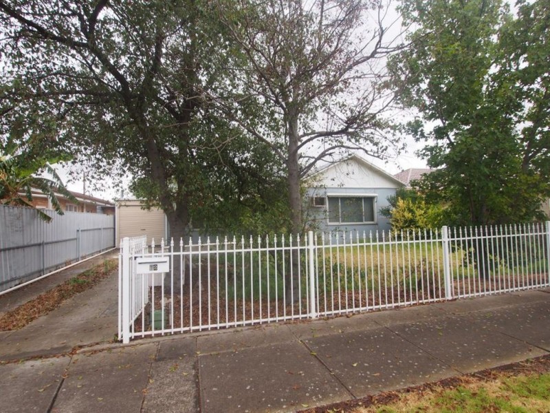 12 Milton Ave, Clearview SA 5085