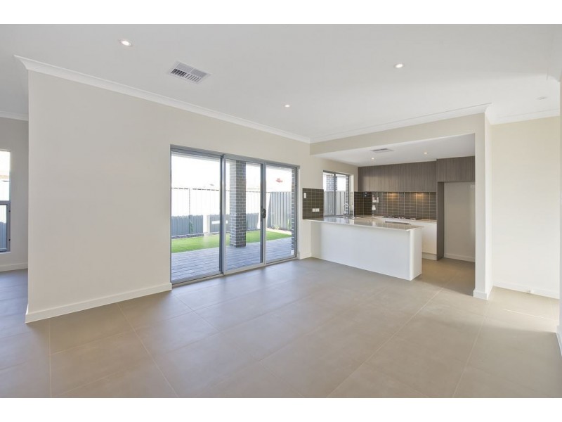 3/52 Honeyton Street, Seaton SA 5023