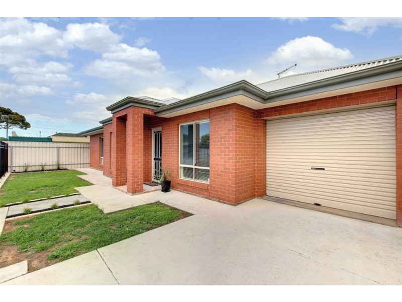 2 Chapman Street, Findon SA 5023