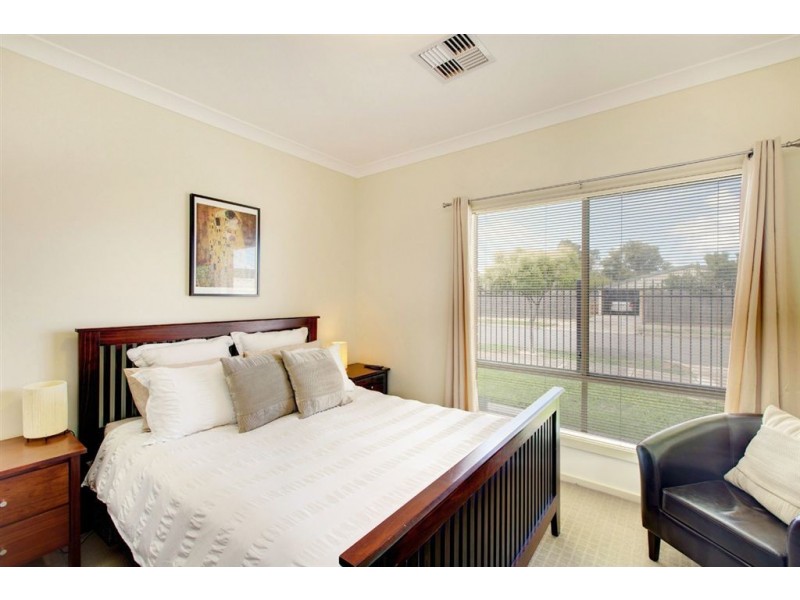 2 Chapman Street, Findon SA 5023