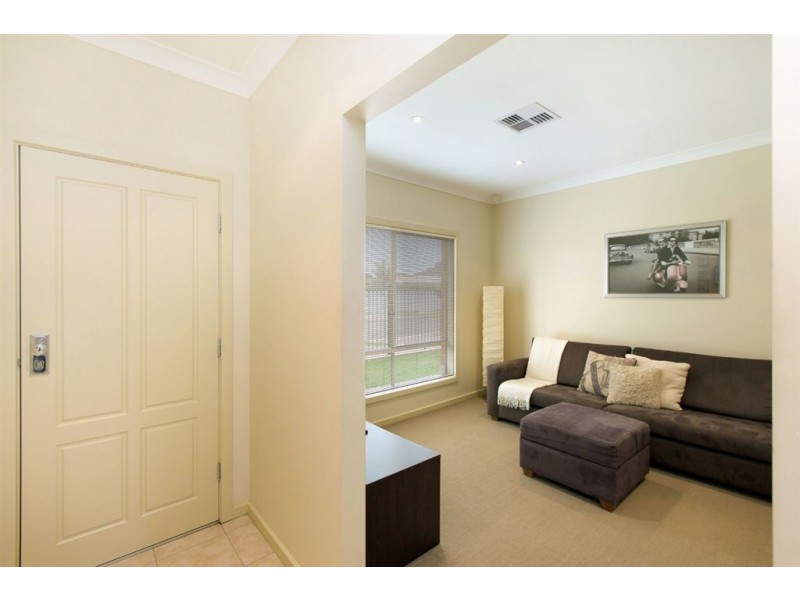 2 Chapman Street, Findon SA 5023