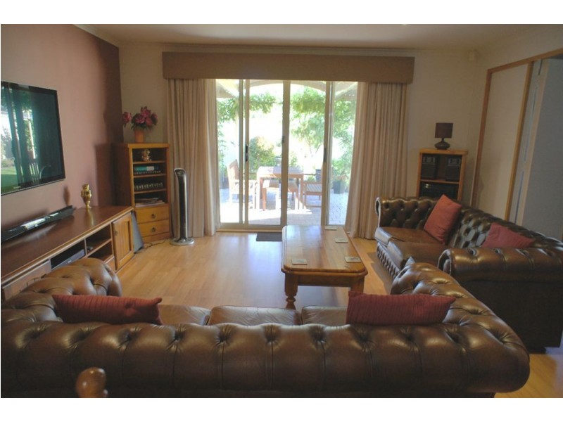 23 Charles Street, Northfield SA 5085