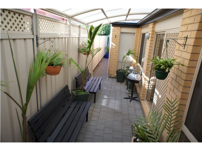 23 Charles Street, Northfield SA 5085