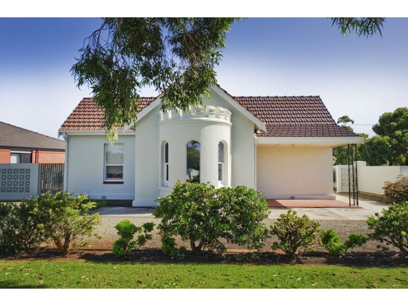 135 Robin Road, Semaphore South SA 5019