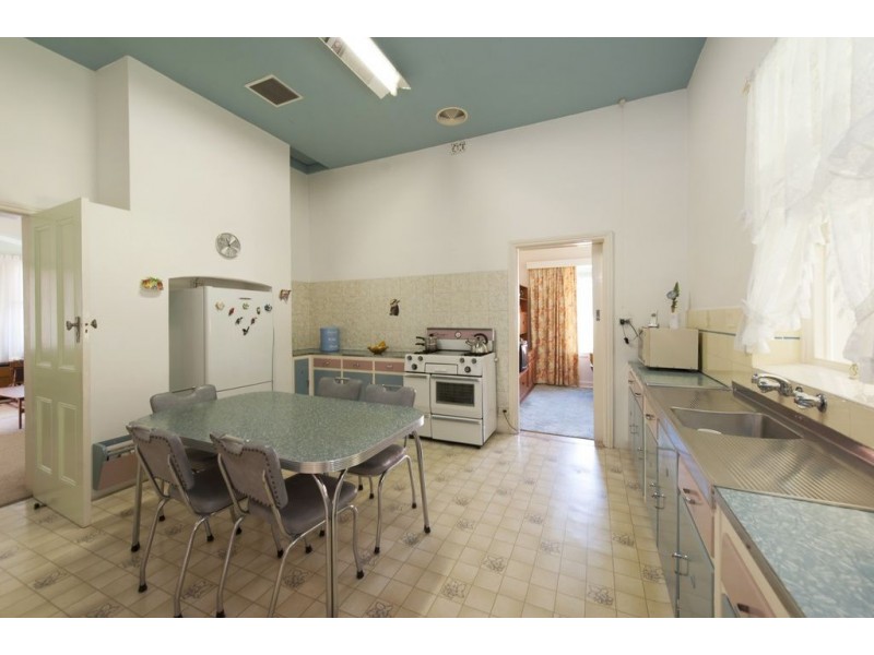 135 Robin Road, Semaphore South SA 5019