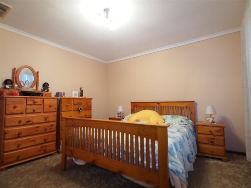 16 Bollen Street, North Haven SA 5018