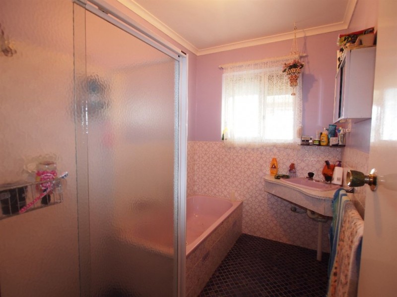16 Bollen Street, North Haven SA 5018