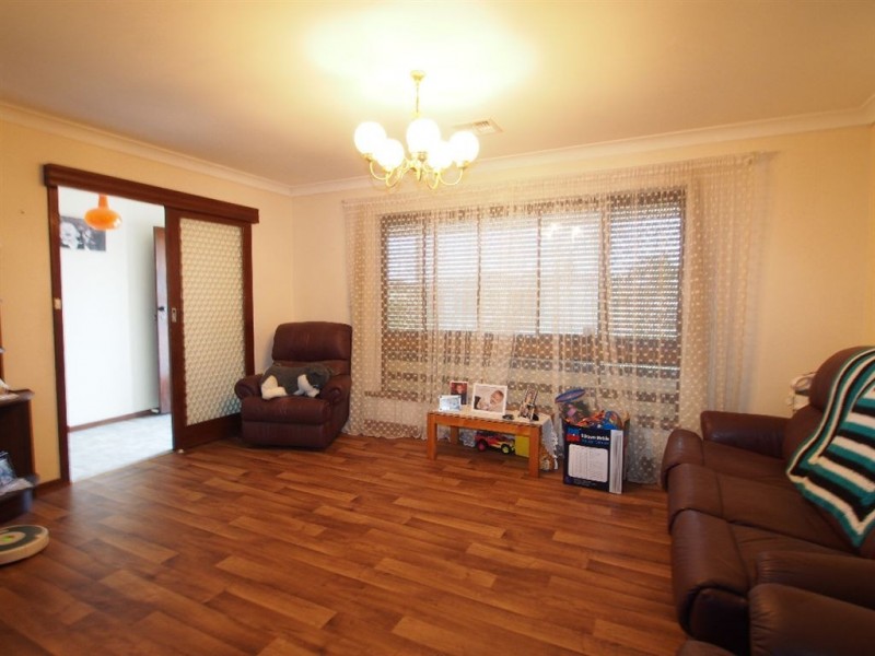 16 Bollen Street, North Haven SA 5018