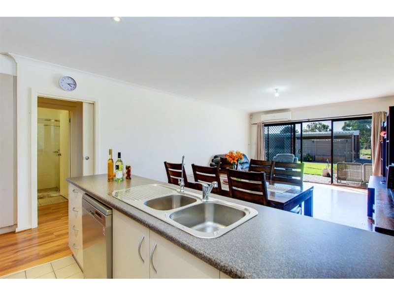 13 Sturt Street, Mansfield Park SA 5012