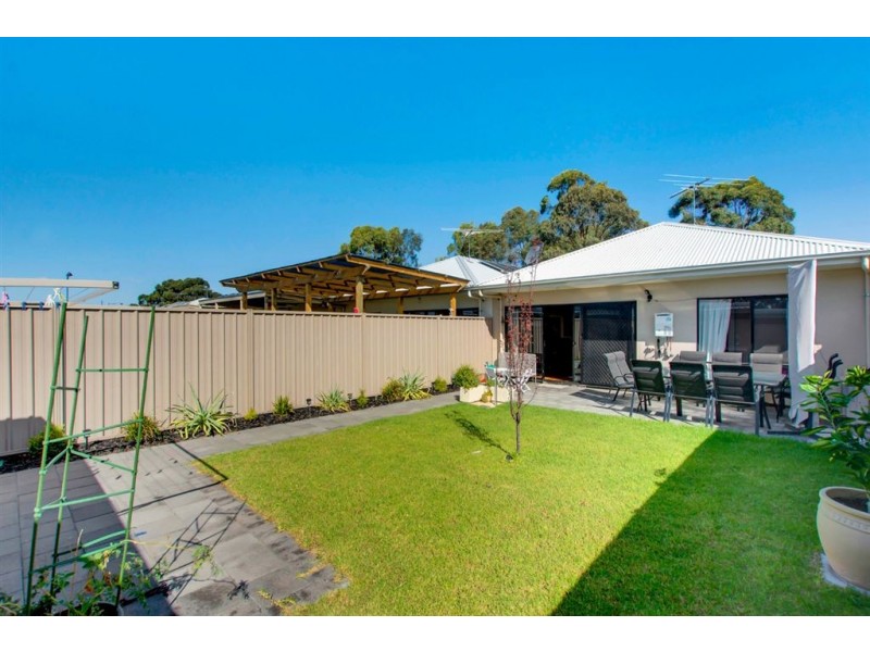 13 Sturt Street, Mansfield Park SA 5012