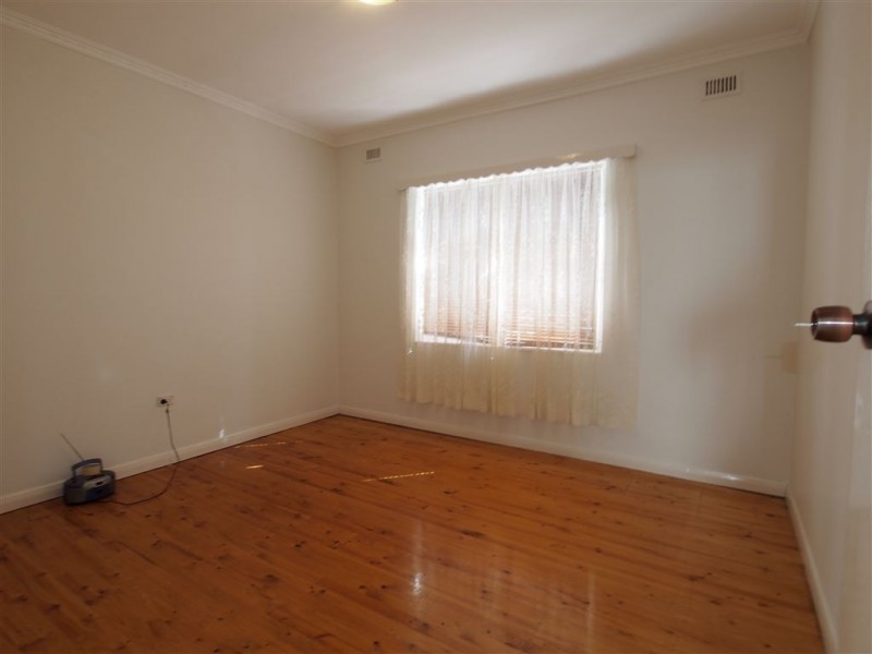 29 Danvers Grove, Woodville Gardens SA 5012