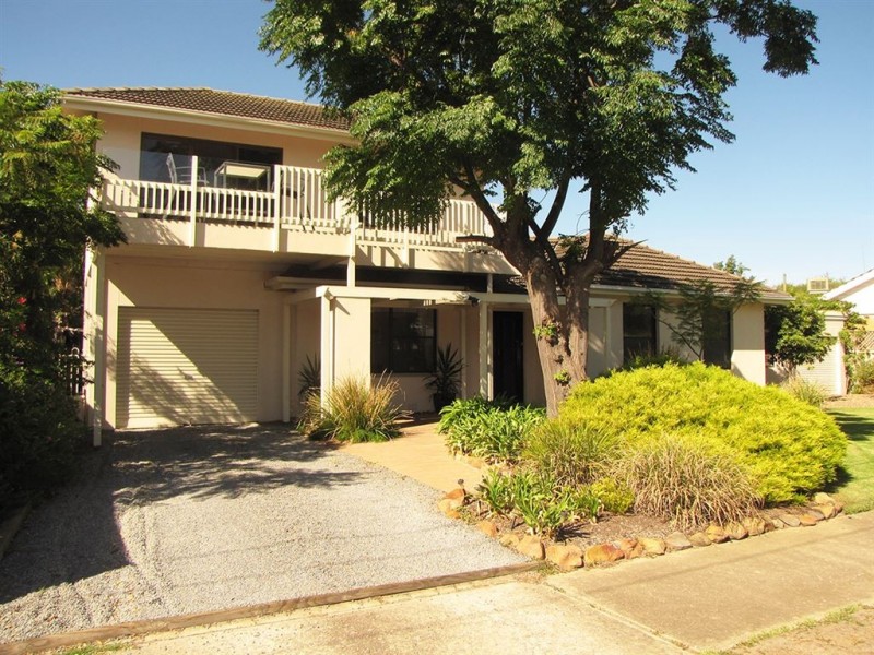 18 Duntroon Crescent, Taperoo SA 5017
