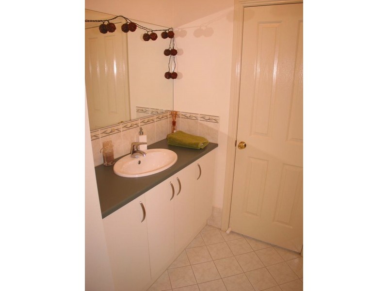 1A Danvers Grove, Woodville Gardens SA 5012