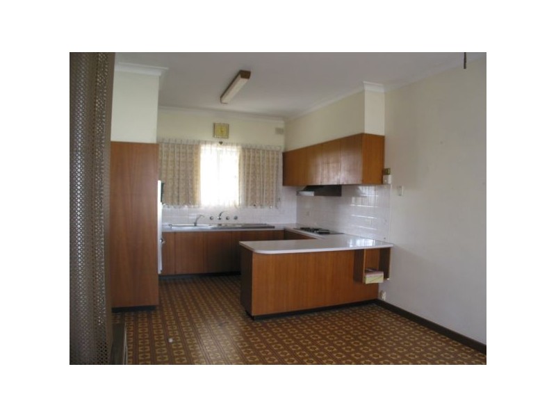 53 Honeyton Street, Seaton SA 5023