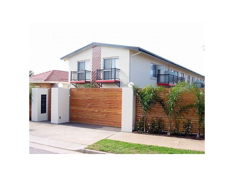 2/32 Boord Street, Semaphore South SA 5019