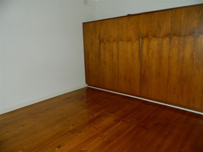 13 Lincoln Avenue, Parafield Gardens SA 5107