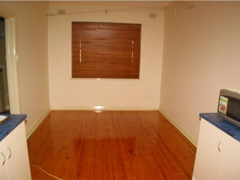 11 Agnes Street, Seaton SA 5023